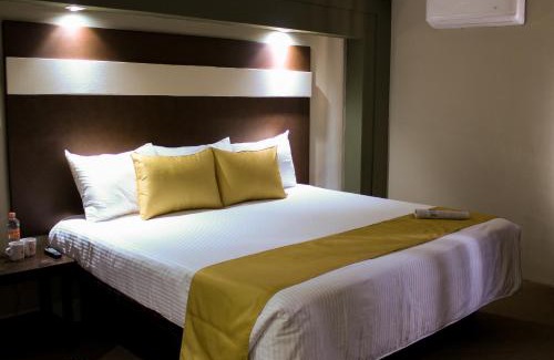 Saltillo Hotel | Hotel La Fuente, Saltillo