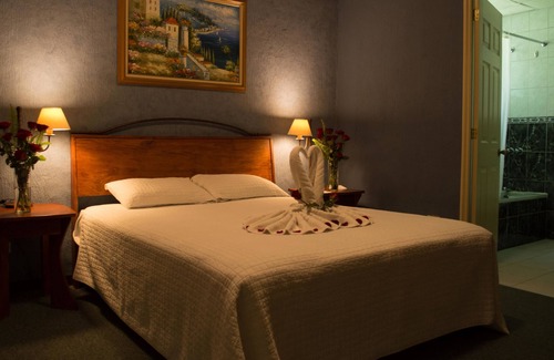 Panajachel Hotel | Hotel La Riviera de Atitlan