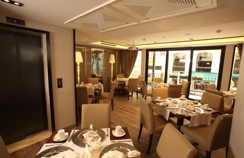 Talimhane Hotel | Hotel La Villa