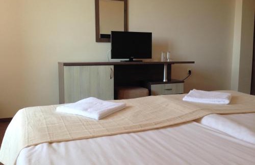 Lozenets Hotel | Hotel Laguna
