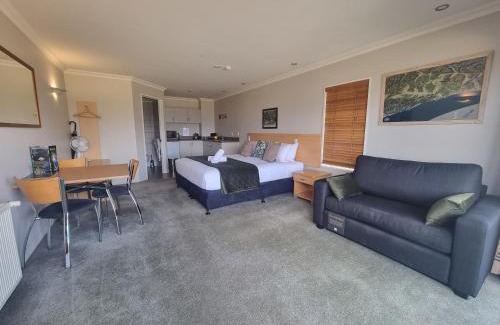 Moana Resort | Hotel Lake Brunner