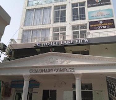 Chhatarpur Hotel | Hotel Lakeview By BookingCare