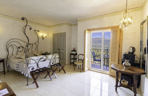 Los Romanes Hotel | Hotel Las Orquideas