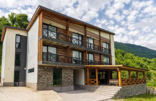 Bagvdanari Hotel | Hotel Latveli Mestia