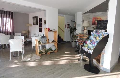 La Roche-sur-Foron Hotel | Hotel le Foron