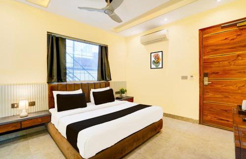 South West Hotel | Hotel Le Grand Near IGI Airport