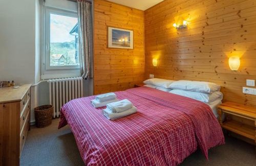 Saint-Jean-de-Sixt Hotel | Hotel Les Aravis