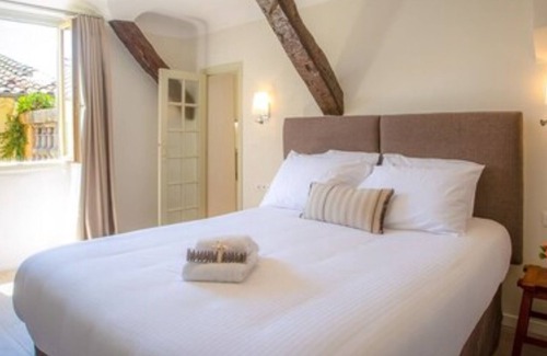 Valbonne Hotel | Hotel Les Armoiries