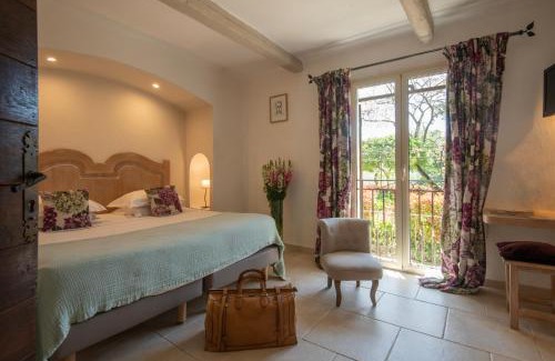 Saint-Paul-de-Vence Hotel | Hotel Les Messugues