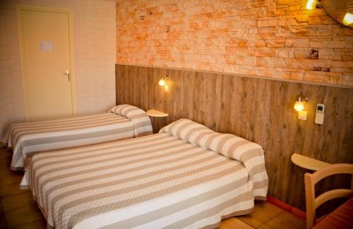 Hourtin Hotel | Hotel Les Pins