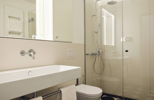 Spandau Bed & Breakfast | Hotel Lindenufer