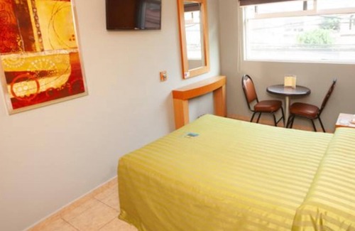 San Miguel Chapultepec Hotel | Hotel Lira - Solo Adultos