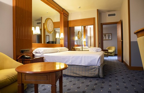 Logrono City Centre Hotel | Hotel Los Bracos