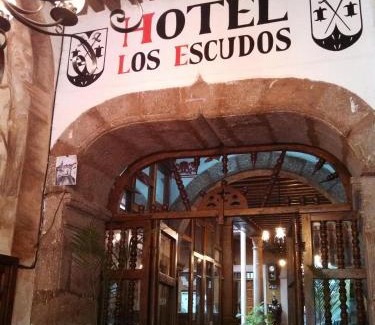 Centro Hotel | Hotel Los Escudos