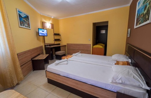 Lozenets Hotel | Hotel Luxor