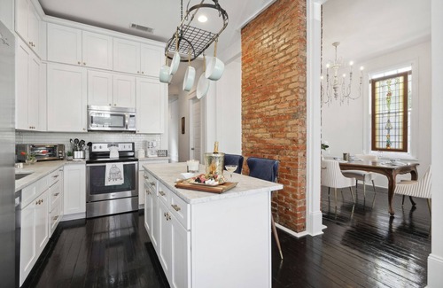 West Riverside House | Hotel luxury meets NOLA charm!