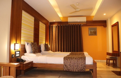 Manipal Hotel | Hotel Madhuvan Serai