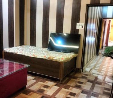 Naini Bed & Breakfast | Hotel mahakumbh