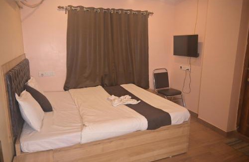 Barddhaman Hotel | Hotel Mahal