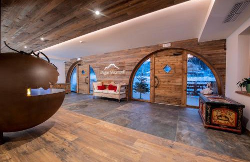 Alba Hotel | Hotel Majon Miramonti