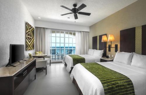 Puerto Morelos Resort | Hotel Marina El Cid Spa & Beach Resort - All Inclusive