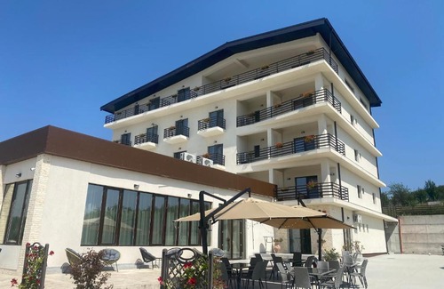 Horezu Hotel | Hotel Maya