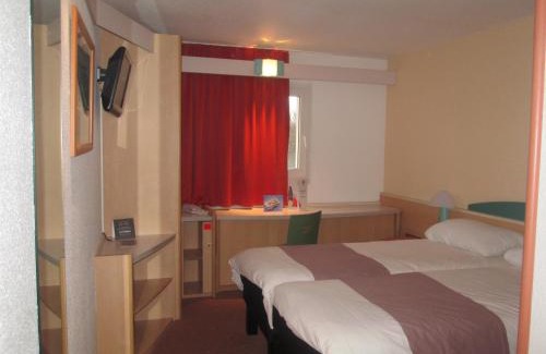 La Courneuve Hotel | Hotel Mermoz Paris Le Bourget