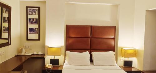 Ballygunge Hotel | Hotel Metropole