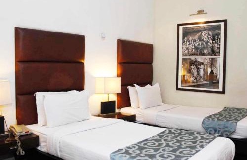 Ballygunge Hotel | Hotel Metropole