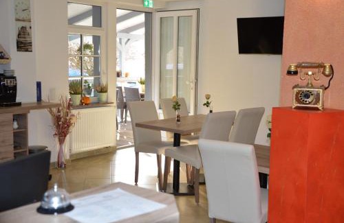 Waldshut-Tiengen Bed & Breakfast | Hotel Mezzero