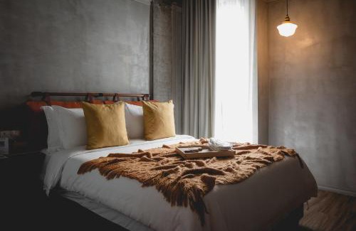 Downtown George Town Hotel | Hotel Mokozoyo