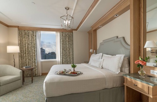 French Quarter Hotel | Hotel Monteleone, New Orleans