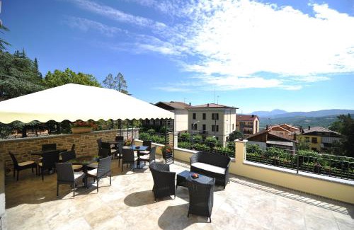 Lizzano in Belvedere Hotel | Hotel Montepizzo