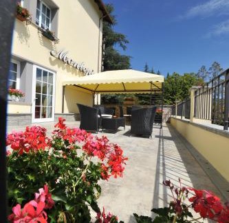 Lizzano in Belvedere Hotel | Hotel Montepizzo