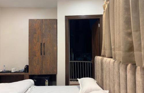 Phagwara Hotel | Hotel Moon Light