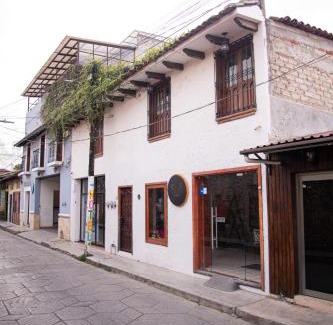 Santa Lucia Hotel | Hotel Casa Linda