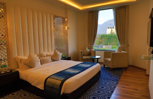 Rishikesh Hotel | Hotel Natraj