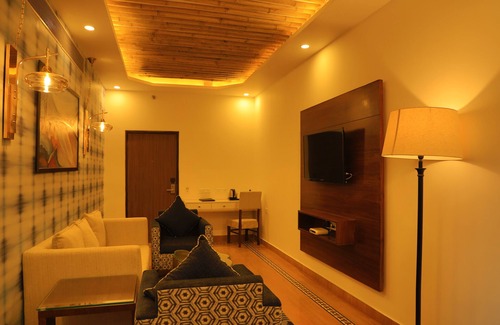 Rishikesh Hotel | Hotel Natraj