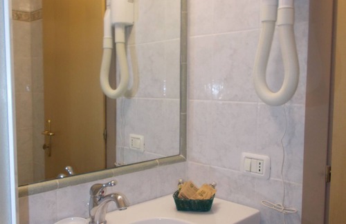 Ronchi Hotel | Hotel Nedy