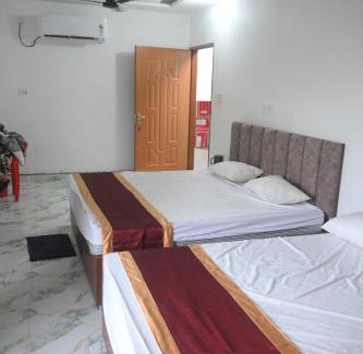 Misrikh House | Hotel Neelkanth Palace