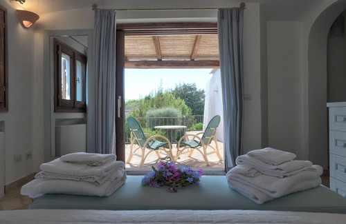 Capriccioli Hotel | Hotel Nibaru