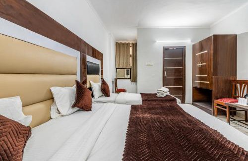Old Rajinder Nagar Hotel | Hotel Nice Palace