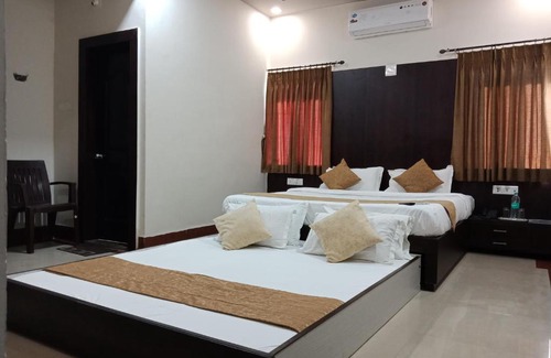 Dwarka Hotel | Hotel Nilay