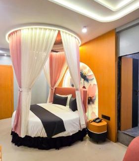 Surat Hotel | Hotel Nova Stays