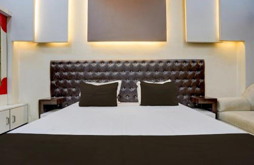 Aligarh Hotel | Hotel O Crystal Crown