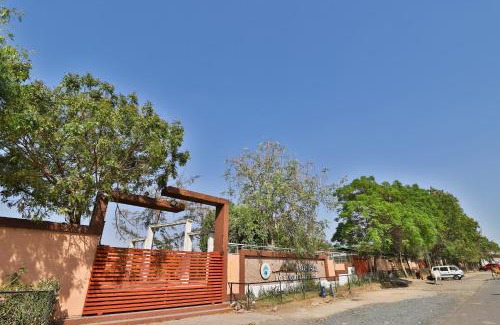 Vadodara Hotel | Hotel O Milan Party Hall