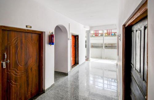 Misrikh Hotel | Hotel O Shri Balaji Marriage Lawn And Hotel