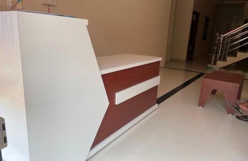 Kolar Road Hotel | Hotel O Shri Vinayak