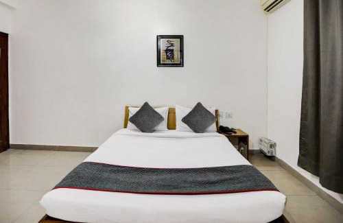 Noida Hotel | Hotel O Sunshine Near Iskcon Temple Noida