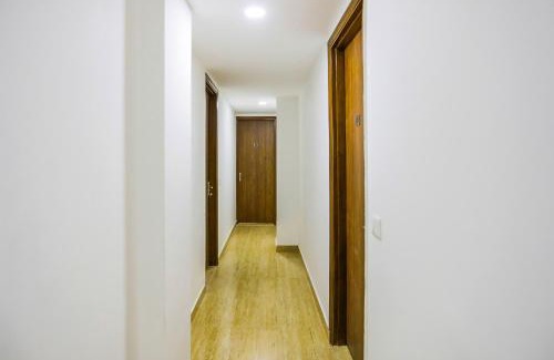 New Delhi Apartment | Hotel O The Premium Villa